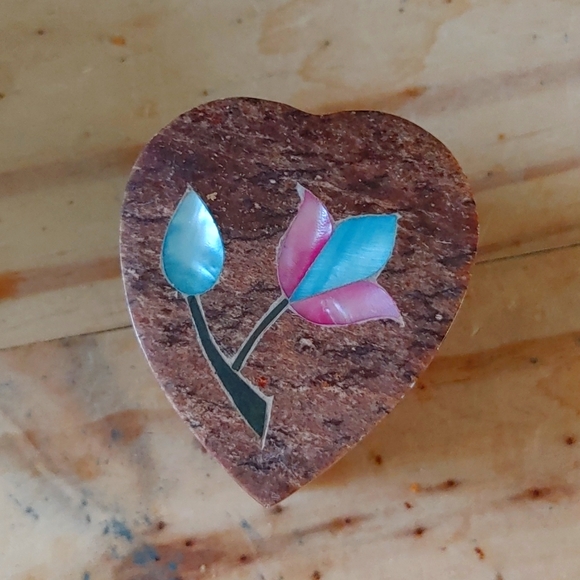 Jewelry Box - Picture 1 of 3